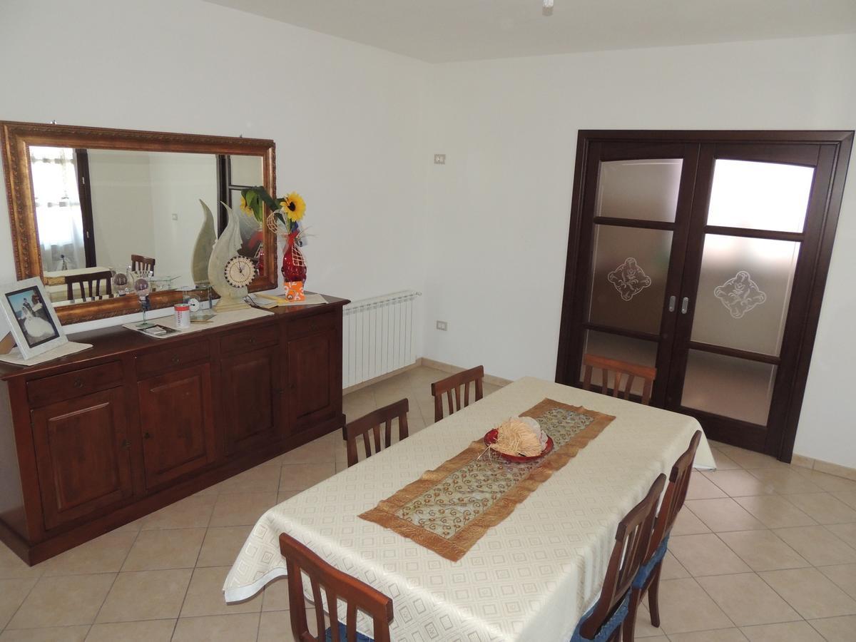 Il Nuraghe Bed & Breakfast Uras Ngoại thất bức ảnh